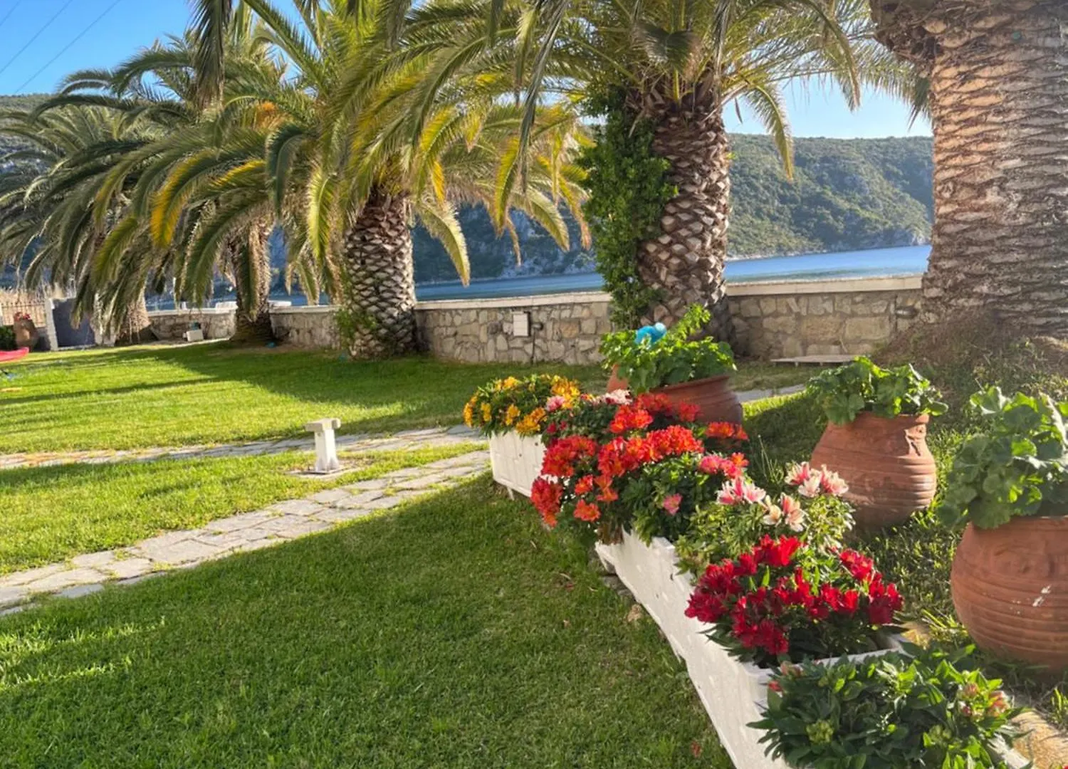 Studios Meliton Porto Koufo Aparthotel